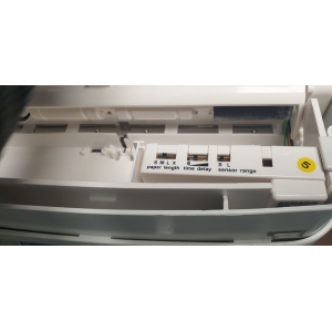 Podajnik automatyczny bezdotykowy do ręcznika w roli, na 4 baterie art. 799